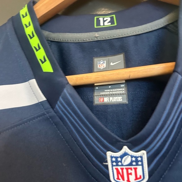 Women's Seahawks “12th Fan” women’s S official Nike authentic Jersey EUC - Picture 7 of 14